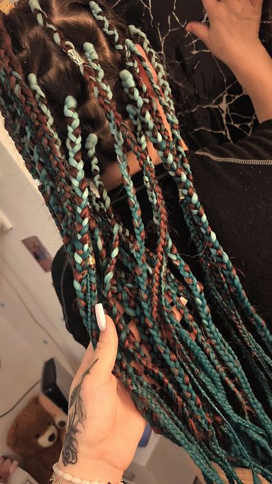 Codițe afro – Micro & Stiluri Diverse
Descriere:
Fac codite afr