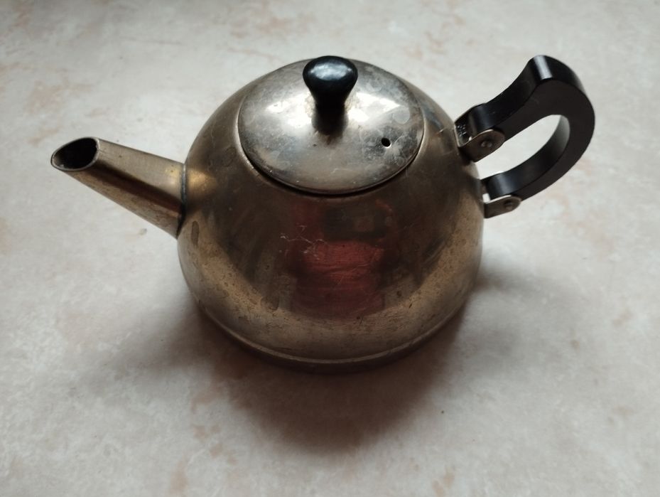 Ордьоври, купа, чинии, чаши, фруктиера, поставки за яйца, мушами