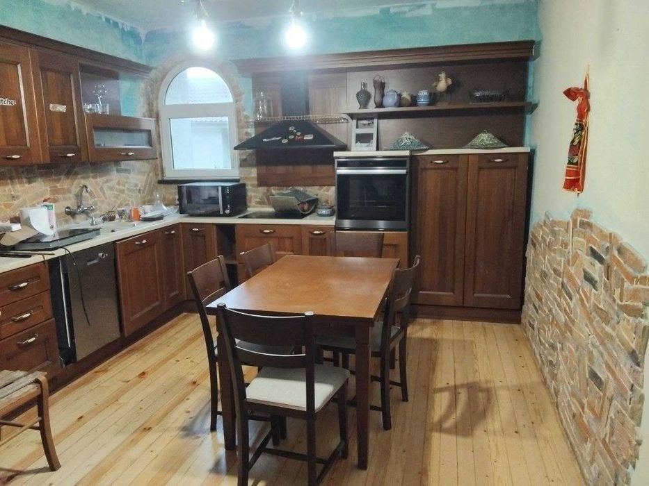 Самостоятелна Къща в Ален мак - 1500 евро