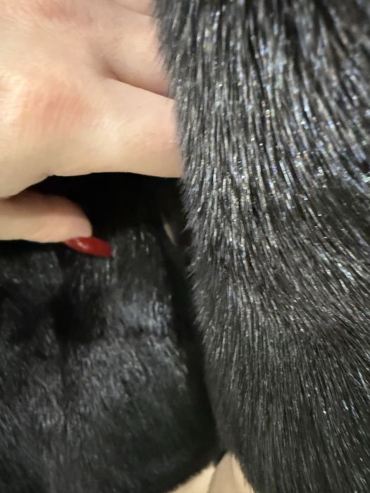 Продам норковую шубу