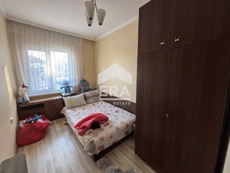 Продава се Етаж от къща в Хасково, Училищни - 260 кв.м за 326 €/кв.м - Снимка #5