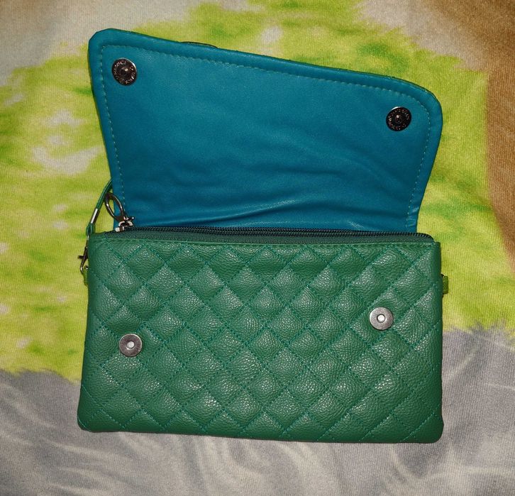 Чанта клъч с декорация