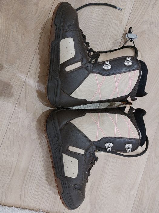 Обувки за сноуборд Burton Moto