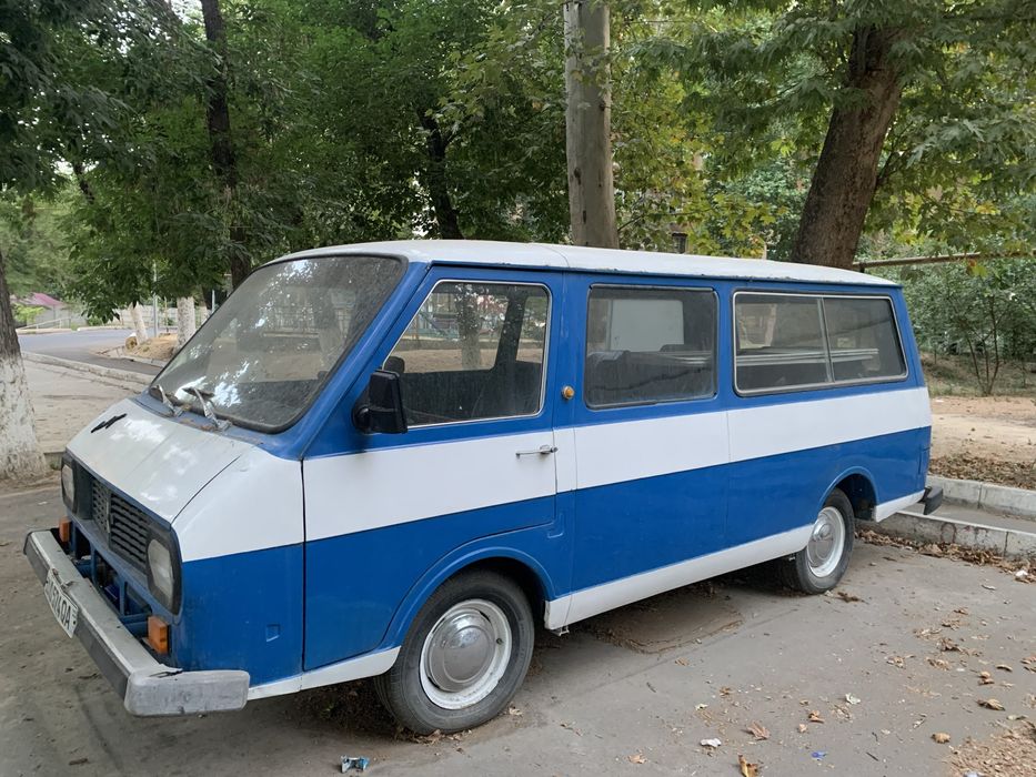продаю Автомобиль раф