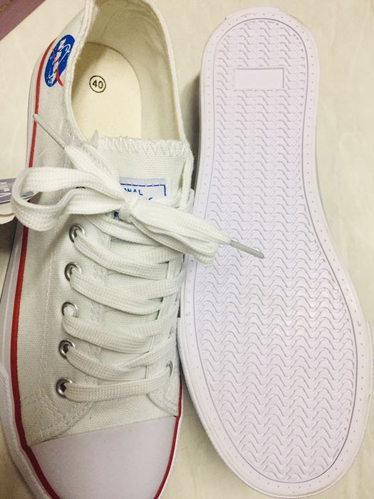 Tenisi ,, NASA" masura 40 (26 cm)