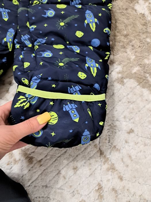 Продам детский комбинезон Демисезон