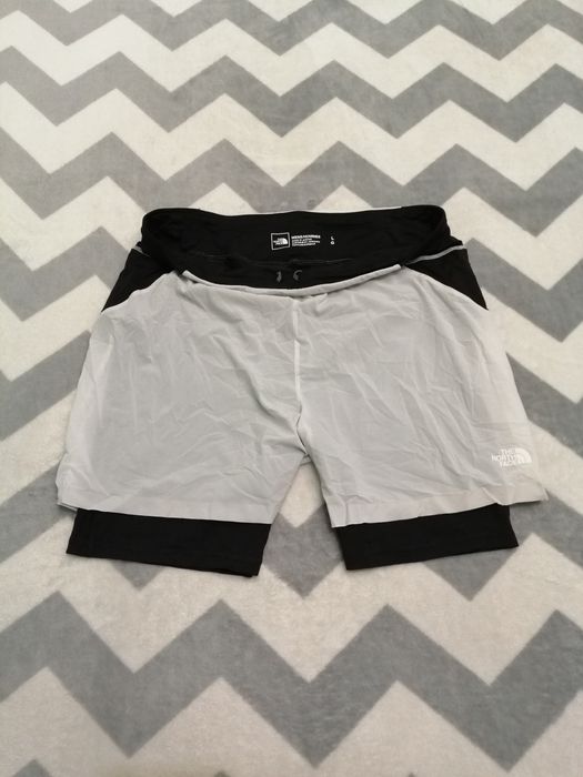 THE NORTH FACE pantaloni scurți 2in1 bărbați TOP originali alergare RUNNING | mărimea L | transport GRATUIT‼️FAN Courier