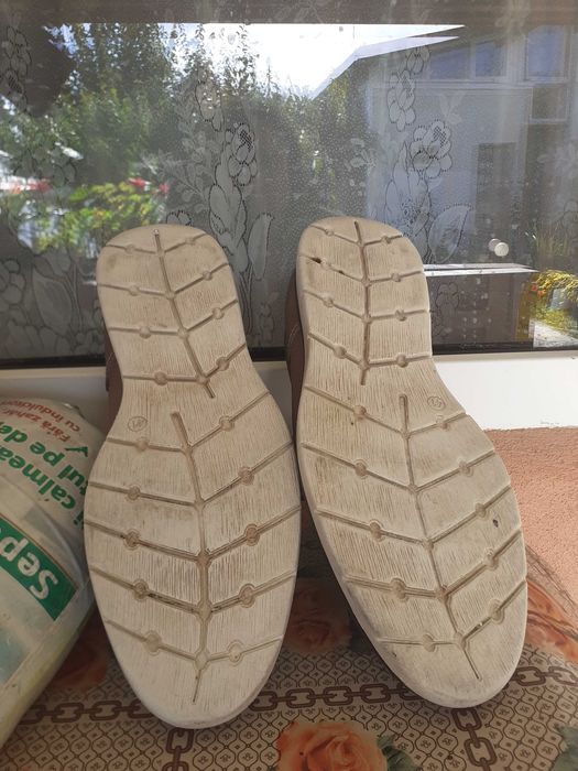 Pantofi barbati maro