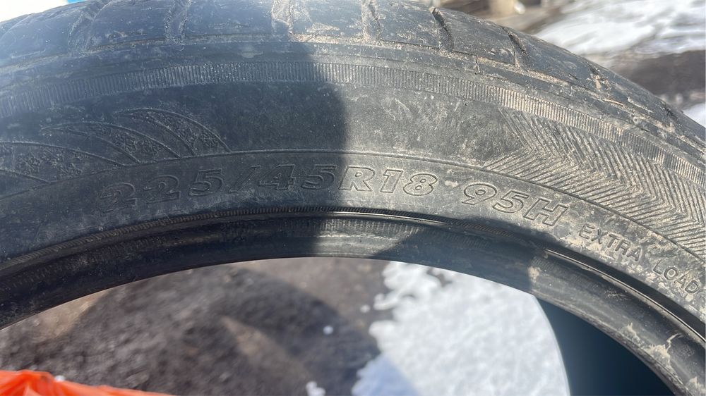 Продам летный покрышка