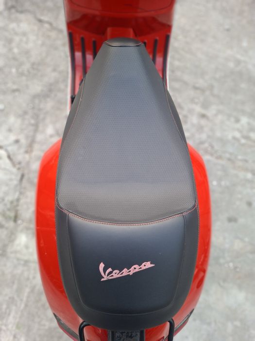Скутер Vespa 300cc