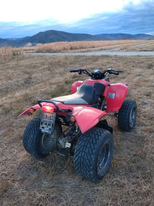 Vând atv Barossa