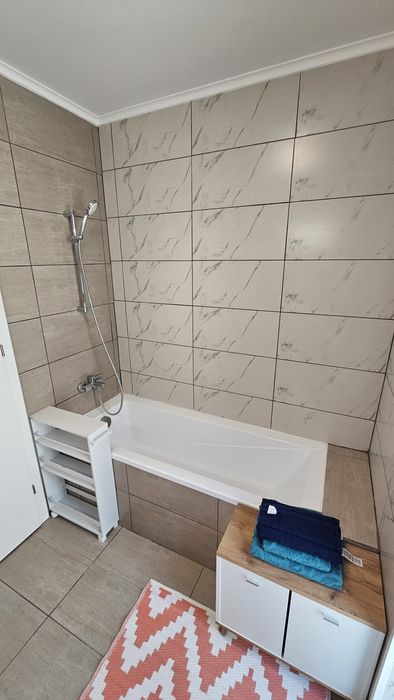 Studio 2 camere lux de inchiriat pe termen lung