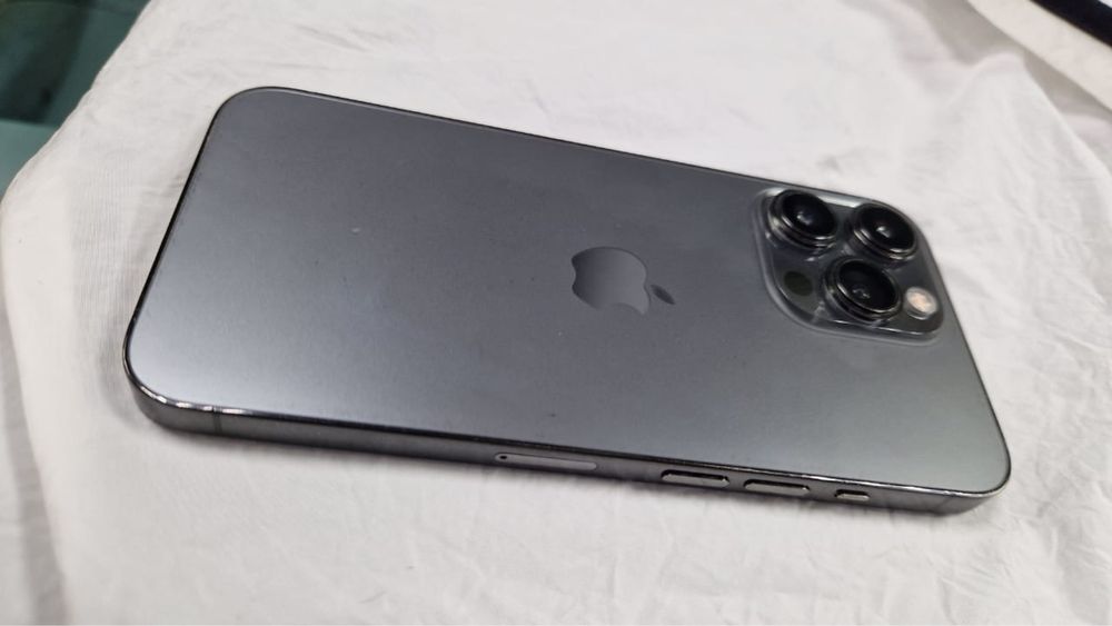 13 про акб 97% торг есть