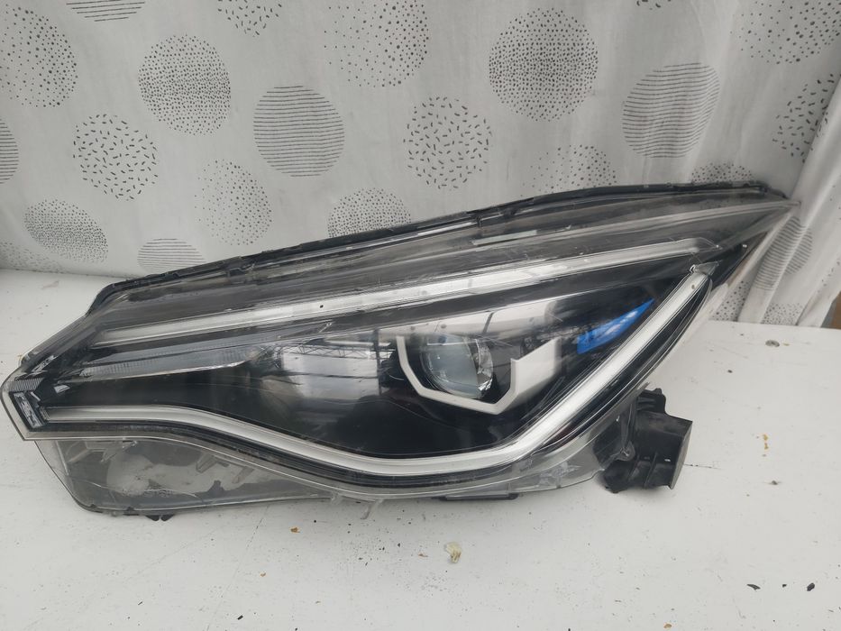 Фар Renault Zoe led