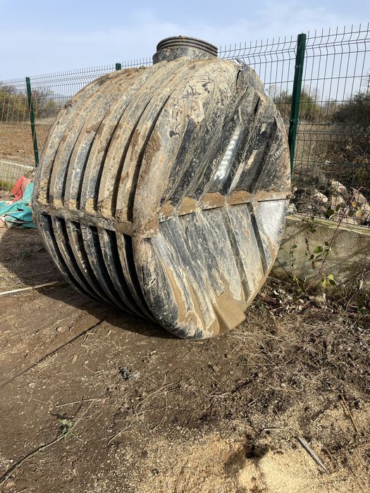 Пластмасов бидон 3000