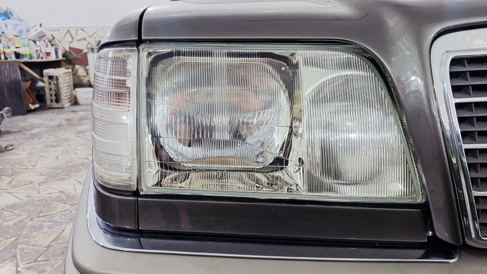 Фара мерседес 124