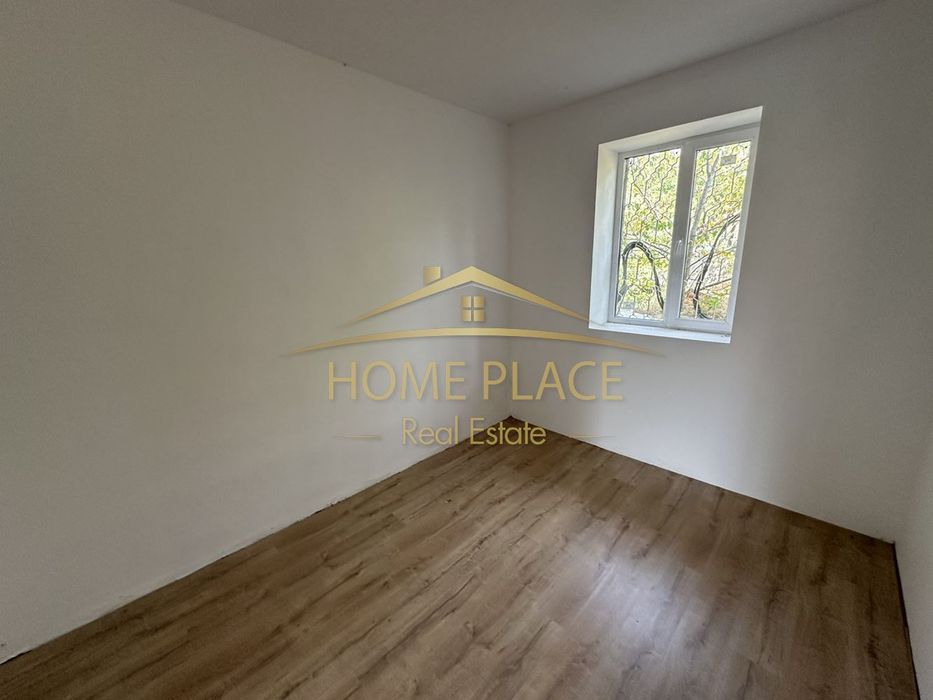 Продава се Етаж от къща в Варна, Галата - 230 кв.м за 748 €/кв.м - Снимка #9