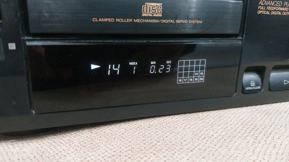 Sony CDP-561 сд плеер