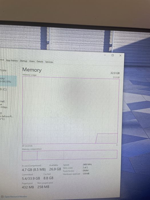 vand pc gaming sau schimb !!