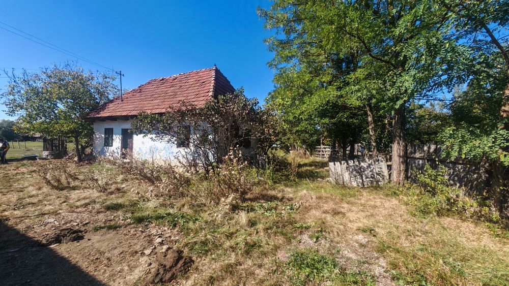 Casa + teren Mărcus  25 km de Brașov