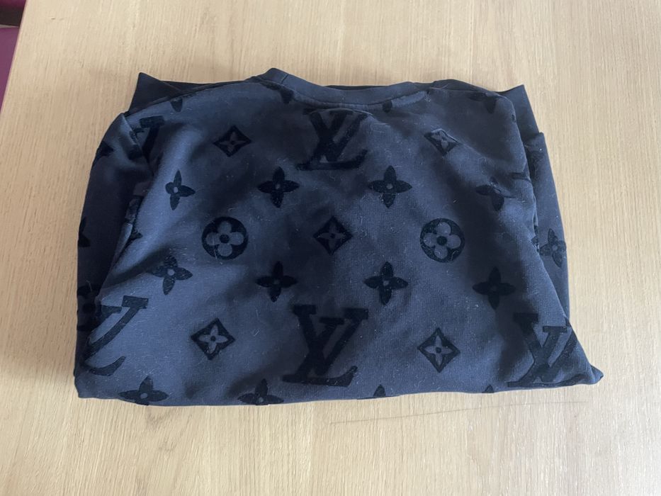 Истински Louis Vuitton  горно