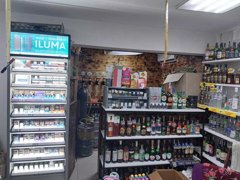 Магазин с товаром продам