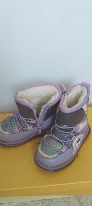 Продам зимние сапожки