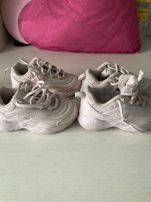 Маратонки FILA  23 1/2 ,15 см стелка