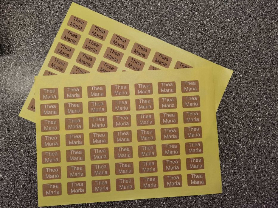 Etichete cu Nume Personalizate