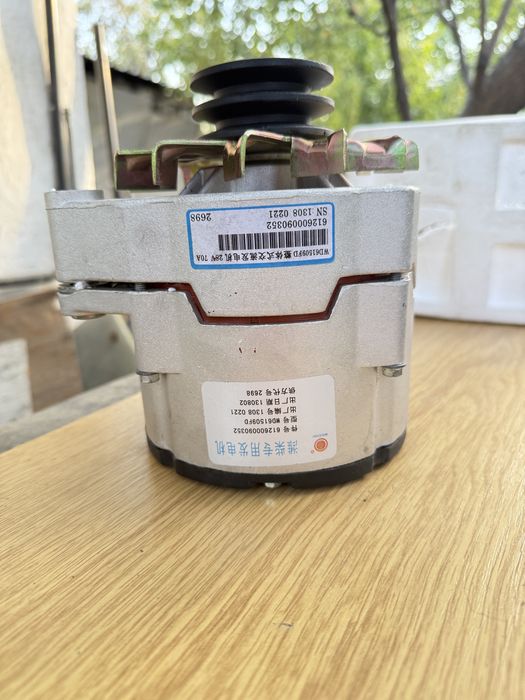 Продам оригинальный генератор Weichai 28V 70A