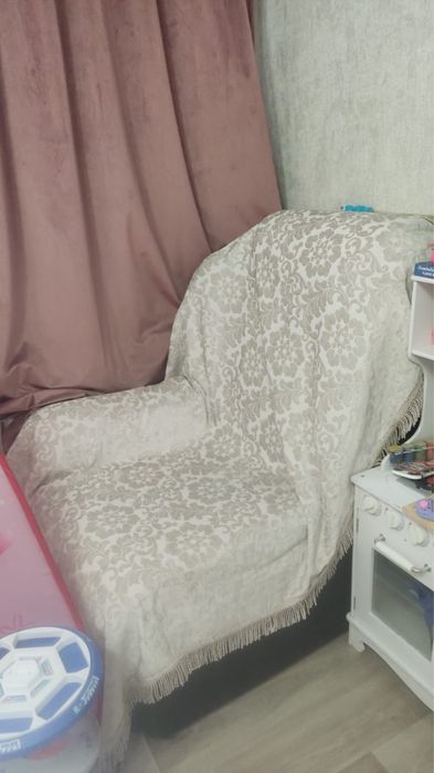 Продам    диван.