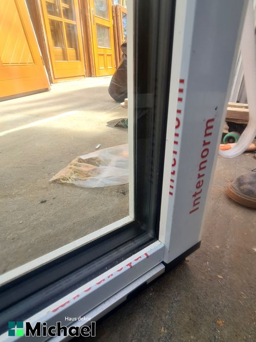 Usa terasa lemn stratificat,Tripan,Internorm,Austria ( LII)