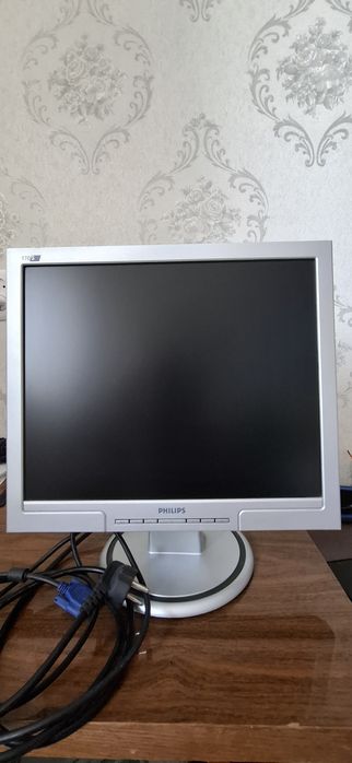 Монитор  Philips . Не дорого.