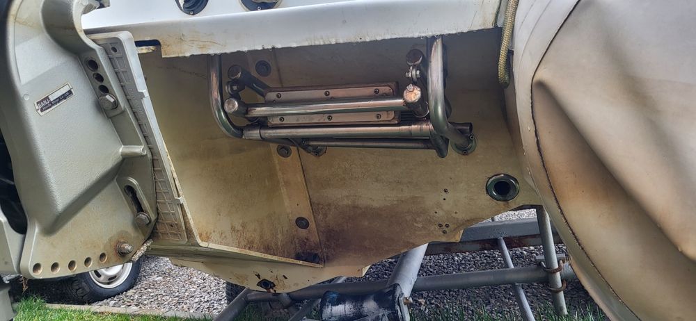 Продава се ASSO EFB-61 без двигател!!! На части
         !!!За НОВИ Б