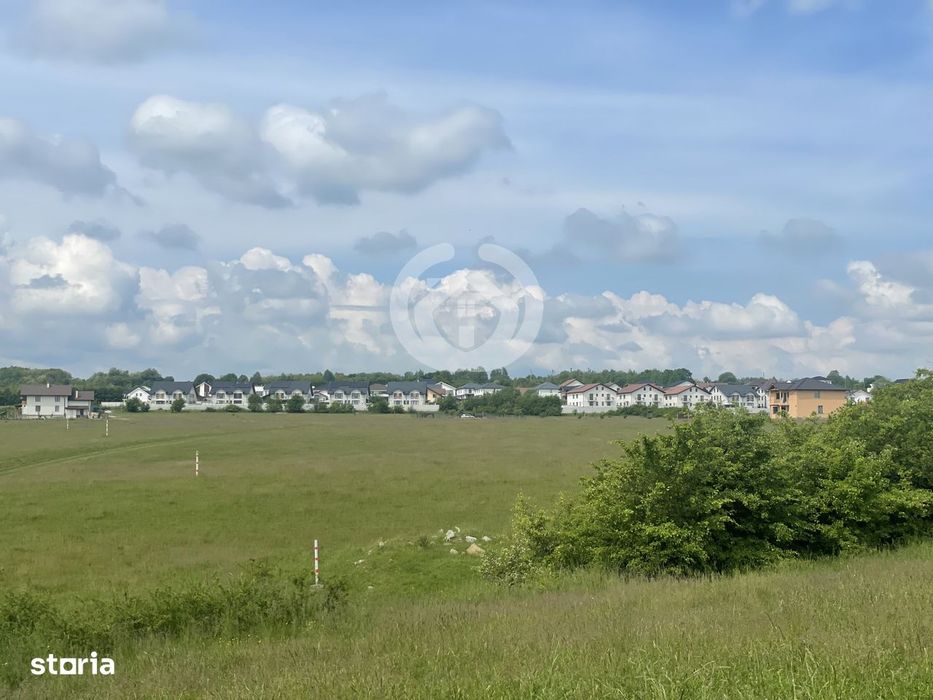 Teren intravilan arabil de vanzare – Cisnadie, zona Aerodrom Magura