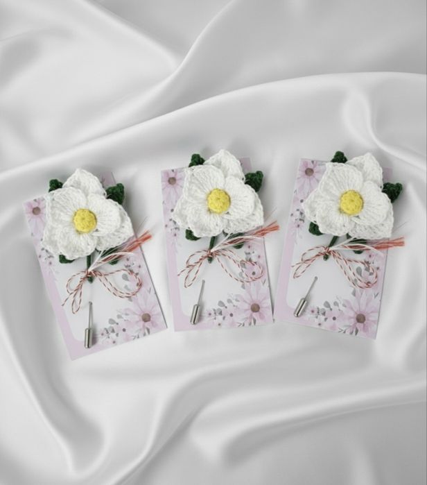 Martisoare delicate unice brosa