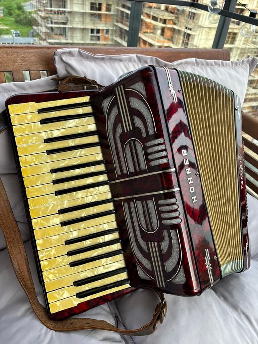 Acordeon de vanzare