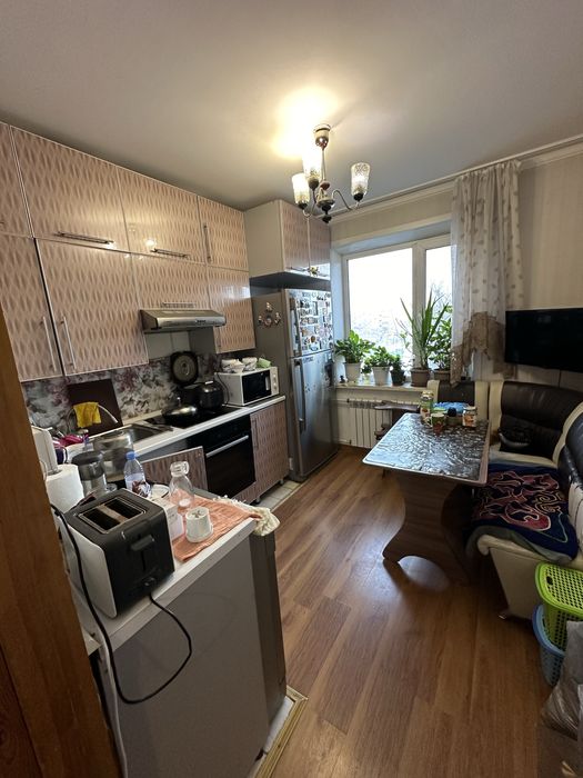 Продам 4х ком квартиру