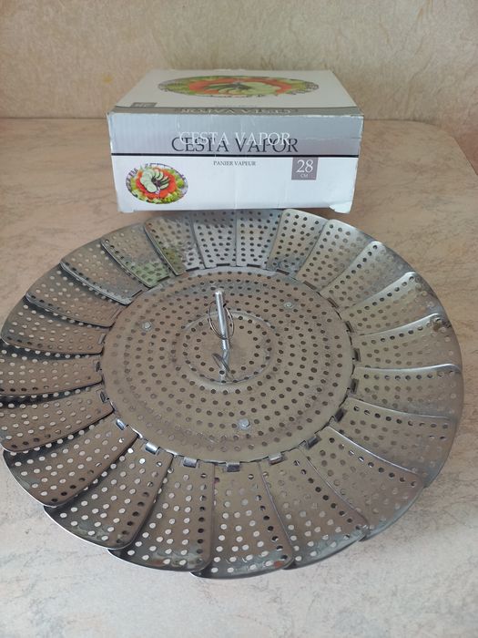 Пароварка "Здоровье"б/у, диаметр 28см