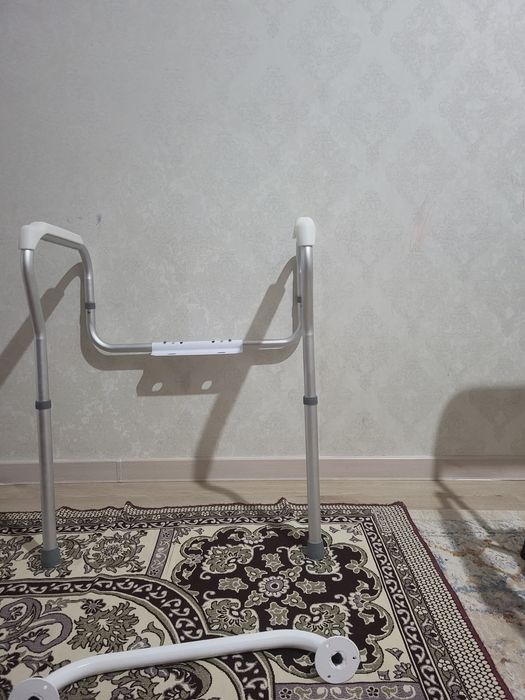 Продается опорный поручень