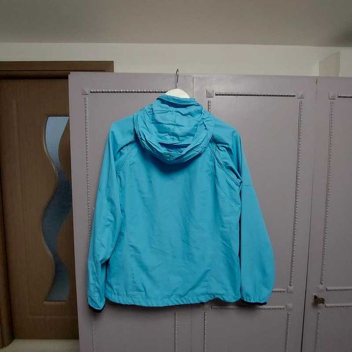 Geacă sport Asics, mărimea M, albastru cu galben