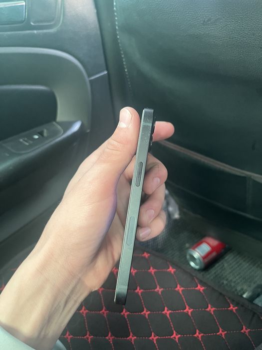 Айфон 13 128 срочно продам