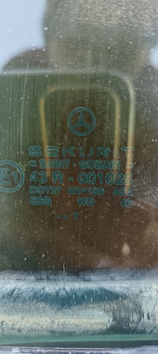 Запчасти Мерседес