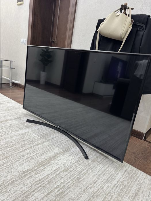 Продам телевизор LG 4K 55 дюйм 140см.