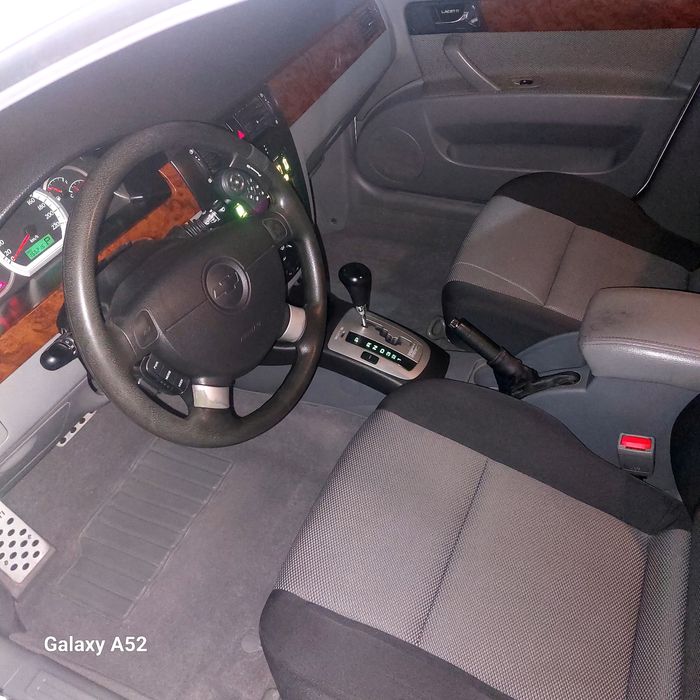 Laseti 2010  1.8 avtomat. yil 155.000 km