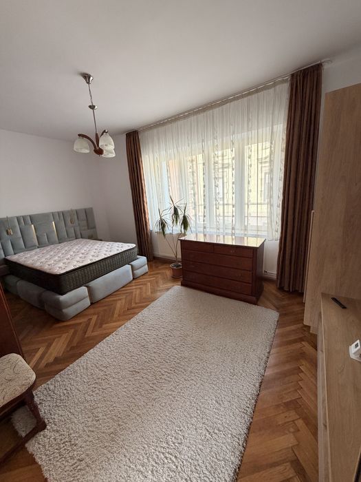 Apartament de inchiriat Centrul istoric - 73 mp utili