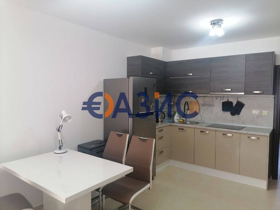 Продава се Двустаен апартамент в Поморие - 72 кв.м за 1463 €/кв.м - Снимка #2