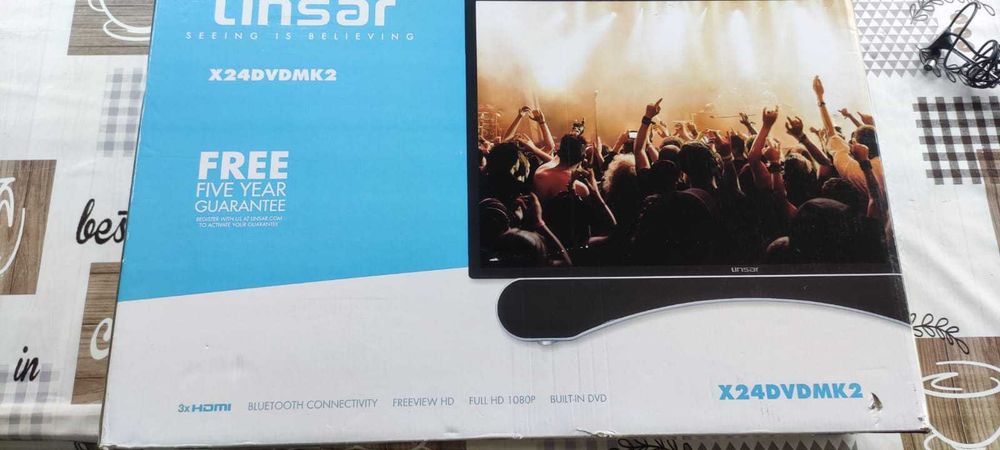 LED 24 инчов телевизор с DVD, soundbar и Bluetooth