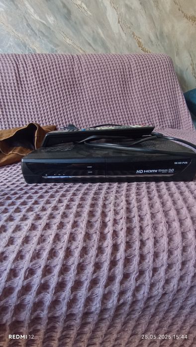 Тюнер рабочий продается