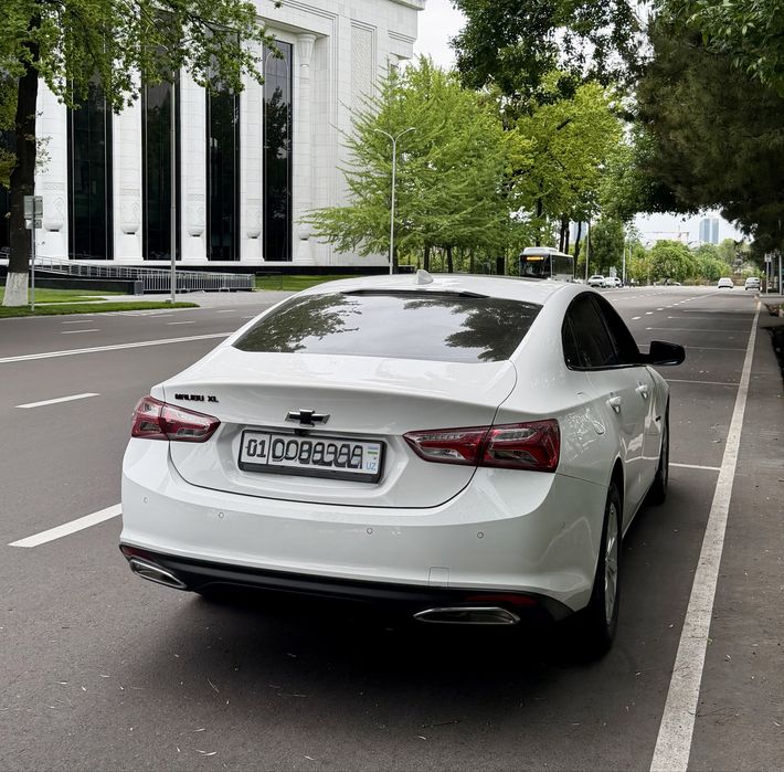 Chevrolet Malibu 2023 — 3